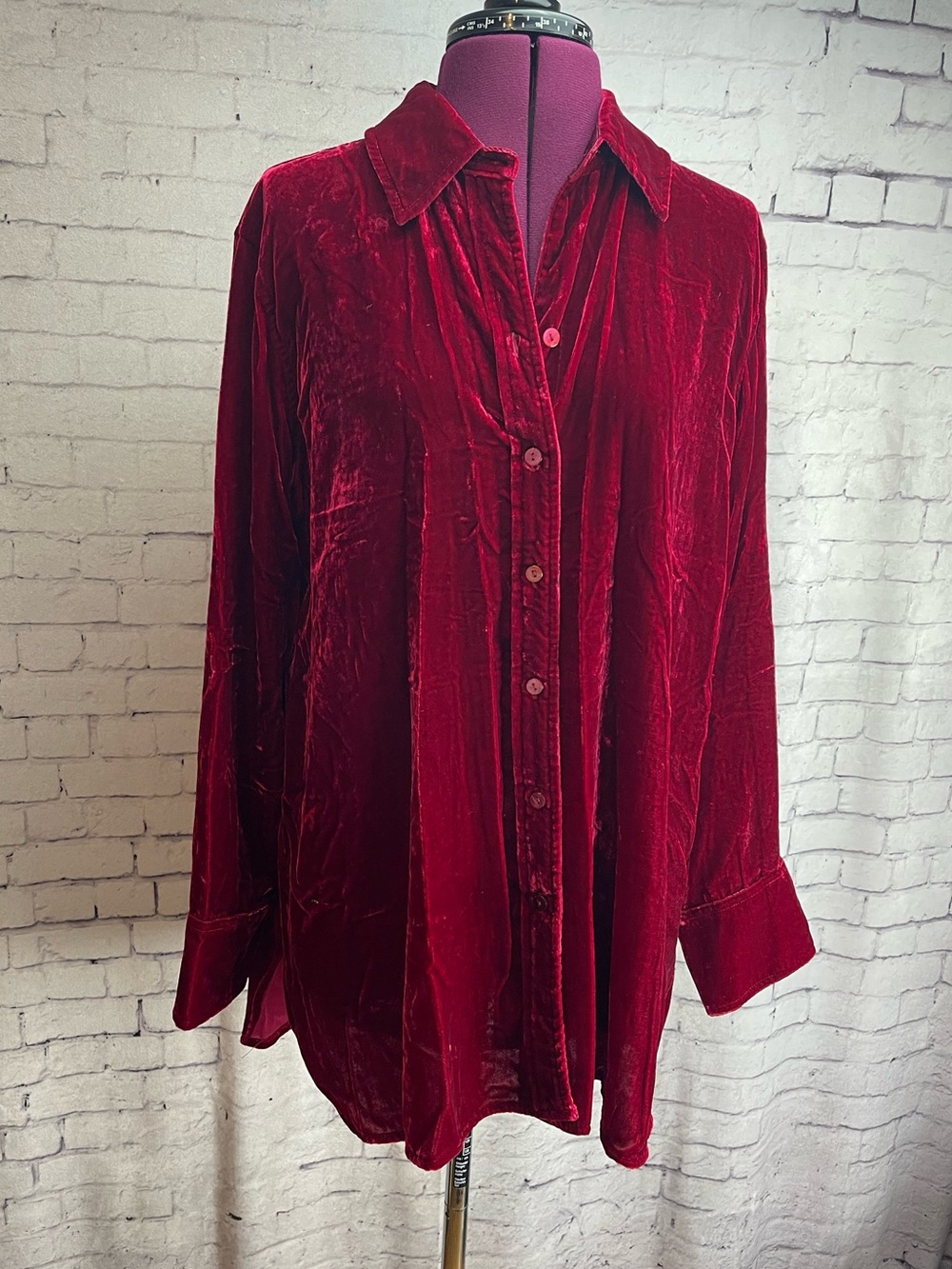 John Mark size large red crushed velvet long sleeve button down shirt